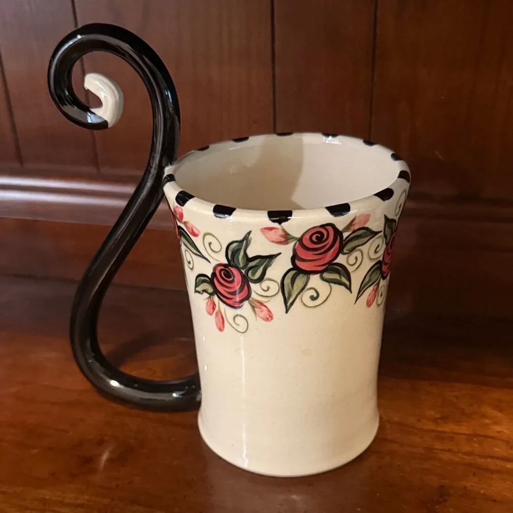 Cat Design Ceramic Mug with Black‎ Handle